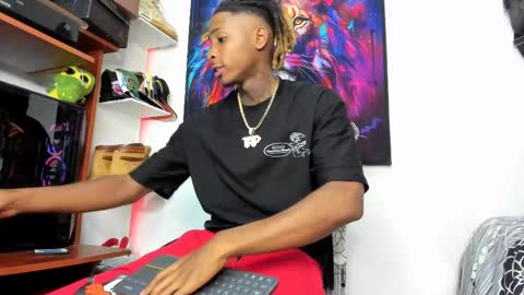 Snapshot of _pantera_09 chatting on February 24, 6:15 pm Kevin online show from February 24, 6:15 pm