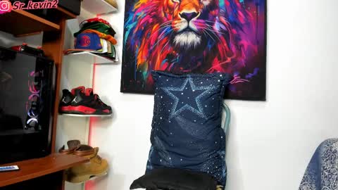 Snapshot of _pantera_09 chatting on March 2, 11:18 am Kevin online show from March 2, 11:18 am