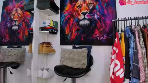 Snapshot of _pantera_09 chatting on October 30, 9:33 am Kevin online show from October 30, 9:33 am