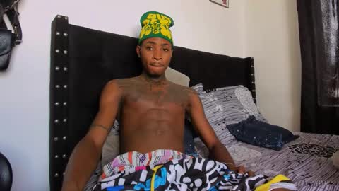 Snapshot of _pantera_09 chatting on November 8, 6:29 pm Kevin online show from November 8, 6:29 pm