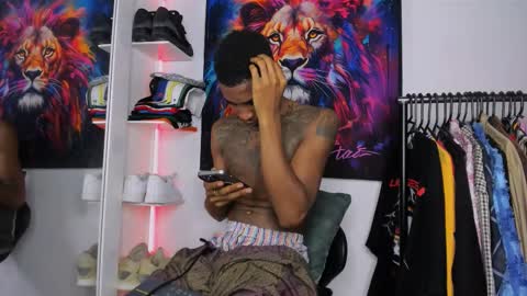 Snapshot of _pantera_09 chatting on November 30, 2:04 am Kevin online show from November 30, 2:04 am