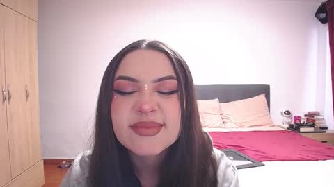 Paris online show from March 14, 8:14 pm