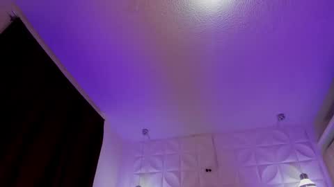 Pau online show from February 14, 10:12 am