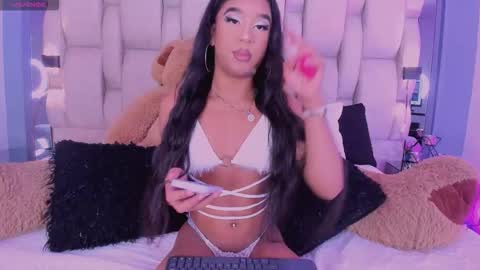 Snapshot of _paulinadoll_ chatting on February 26, 4:11 am pauli online show from February 26, 4:11 am