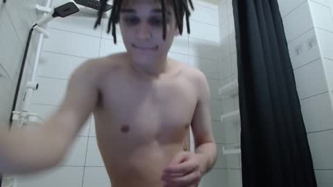 Snapshot of _peachtree_ chatting on December 20, 11:17 am Willie online show from December 20, 11:17 am