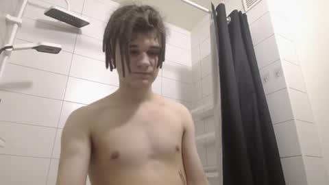 Snapshot of _peachtree_ chatting on February 8, 1:58 pm Willie online show from February 8, 1:58 pm