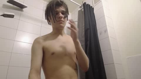 Snapshot of _peachtree_ chatting on February 12, 3:51 pm Willie online show from February 12, 3:51 pm