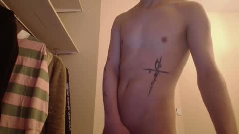 Snapshot of _peachtree_ chatting on February 24, 3:26 am Willie online show from February 24, 3:26 am