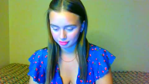 Snapshot of _peony_amazing1jess chatting on October 22, 10:26 am Jasminefeelings online show from October 22, 10:26 am