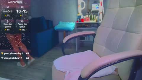 Ilona online show from February 14, 8:00 am