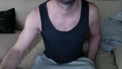 Snapshot of _pornstar_boy chatting on March 19, 8:51 am Sexy Daddy online show from March 19, 8:51 am