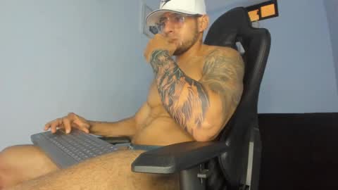 Snapshot of _poseidon1_ chatting on February 19, 4:22 pm Poseidon online show from February 19, 4:22 pm