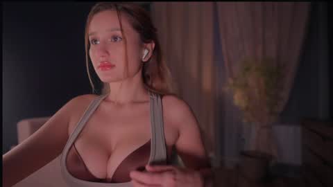 Eva online show from November 18, 3:56 am