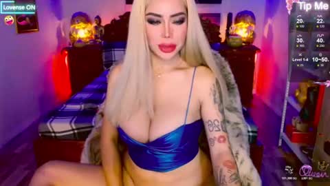 Snapshot of _queengoddess_ chatting on June 29, 6:30 am Hi my name is selinaim glad to meet everyone here online show from June 29, 6:30 am