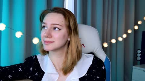 im Amy online show from March 3, 12:48 pm