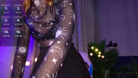 im Amy online show from October 6, 6:00 am