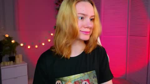 im Amy online show from March 25, 6:41 am