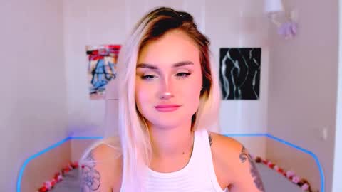 Snapshot of _ravena chatting on October 4, 12:03 pm _ravena online show from October 4, 12:03 pm