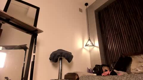 rebecca online show from February 22, 11:24 pm