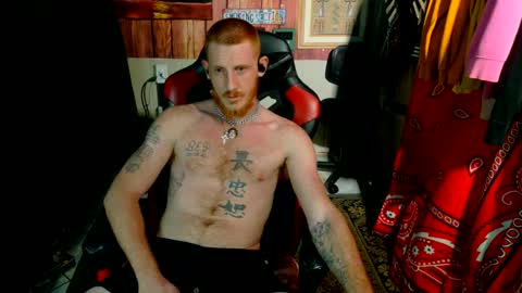 Snapshot of _redxxx chatting on June 14, 10:50 am REDxxx online show from June 14, 10:50 am