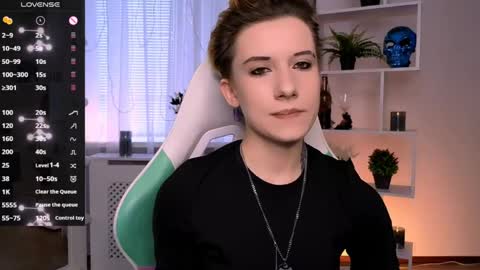 Snapshot of _rein_ramm chatting on May 11, 1:06 pm Rein online show from May 11, 1:06 pm