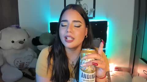 _rosi_berlin_ online show from January 20, 11:56 am