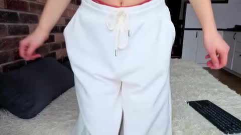 Snapshot of _ruby_kim chatting on February 16, 9:27 am Ruby online show from February 16, 9:27 am