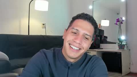 Snapshot of _sahhir chatting on November 13, 2:05 pm sair online show from November 13, 2:05 pm
