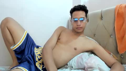 Snapshot of _sahhir chatting on February 12, 2:28 am sair online show from February 12, 2:28 am