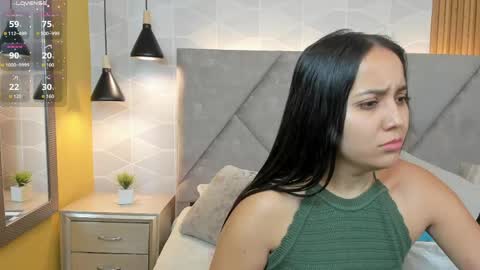 Snapshot of _sammy_fit chatting on April 18, 12:42 pm Antonella online show from April 18, 12:42 pm