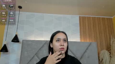 Snapshot of _sammy_fit chatting on May 11, 12:00 pm Antonella online show from May 11, 12:00 pm