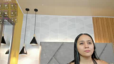 Snapshot of _sammy_fit chatting on May 15, 12:12 pm Antonella online show from May 15, 12:12 pm