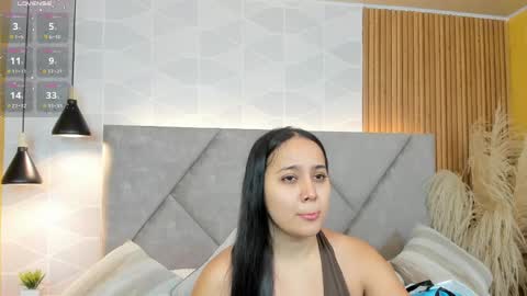 Snapshot of _sammy_fit chatting on June 2, 12:07 pm Antonella online show from June 2, 12:07 pm