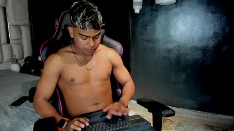 _sammy_ice online show from January 11, 6:35 am