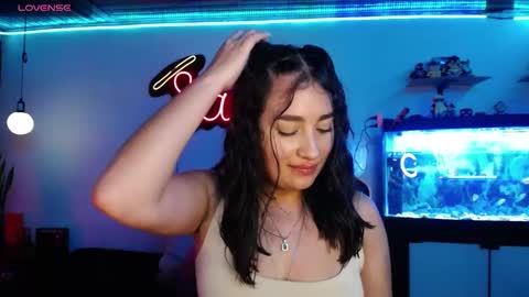 Snapshot of _santalove_ chatting on December 2, 9:39 pm SantaLove online show from December 2, 9:39 pm