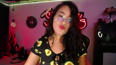 Snapshot of _santalove_ chatting on December 28, 4:51 am SantaLove online show from December 28, 4:51 am