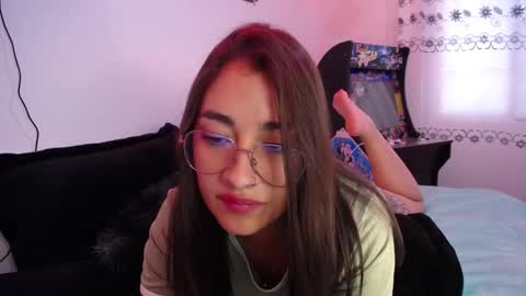 Snapshot of _santalove_ chatting on March 12, 7:38 pm SantaLove online show from March 12, 7:38 pm