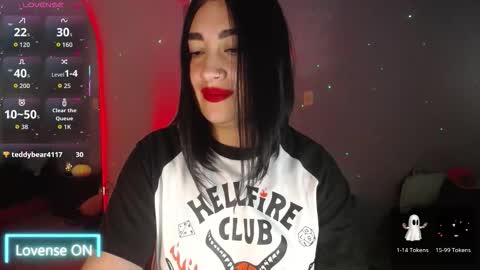 Snapshot of _santalove_ chatting on February 2, 8:40 pm SantaLove online show from February 2, 8:40 pm