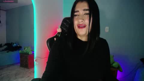 Snapshot of _santalove_ chatting on February 13, 12:17 am SantaLove online show from February 13, 12:17 am