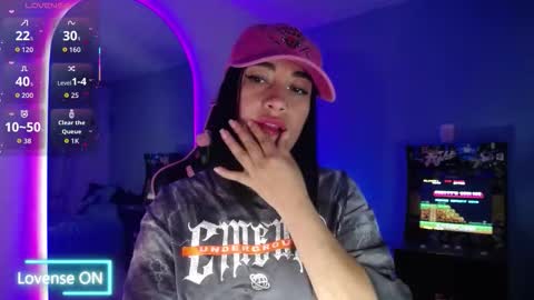 Snapshot of _santalove_ chatting on February 15, 1:35 am SantaLove online show from February 15, 1:35 am