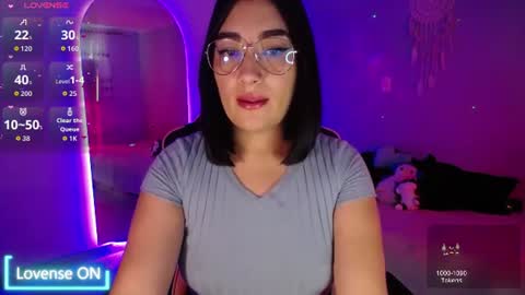 Snapshot of _santalove_ chatting on June 17, 6:53 pm SantaLove online show from June 17, 6:53 pm