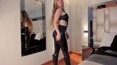 Sara online show from February 20, 11:09 am