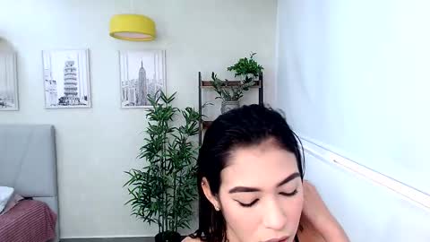 Sassy Girl online show from February 17, 6:15 pm