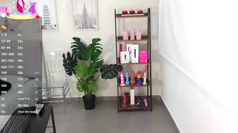 Sassy Girl online show from March 6, 7:10 pm