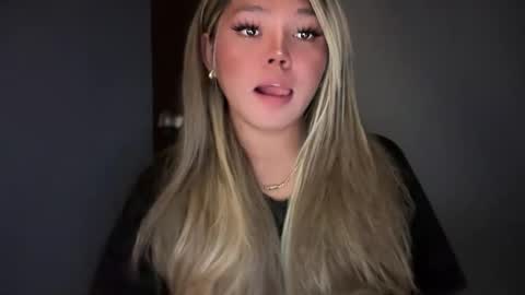 Snapshot of _seductive_jane chatting on June 11, 6:00 am ENAJ online show from June 11, 6:00 am