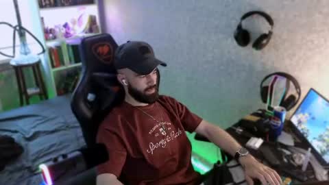 Snapshot of _serious_man chatting on June 19, 6:01 pm Ask me online show from June 19, 6:01 pm