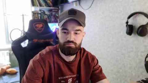 Snapshot of _serious_man chatting on June 23, 11:41 am Ask me online show from June 23, 11:41 am