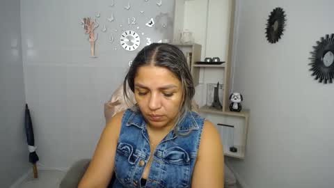 Snapshot of _sexyredhead_ chatting on June 1, 12:07 pm KATA online show from June 1, 12:07 pm
