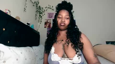 Snapshot of _sexysquirter chatting on May 19, 10:05 pm _sexysquirter online show from May 19, 10:05 pm