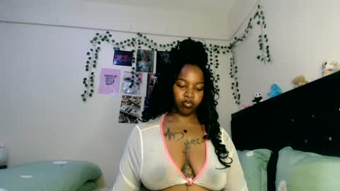 Snapshot of _sexysquirter chatting on June 20, 9:06 pm _sexysquirter online show from June 20, 9:06 pm